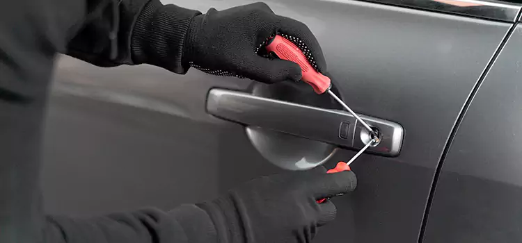 Locked Out of Car Help San Fernando