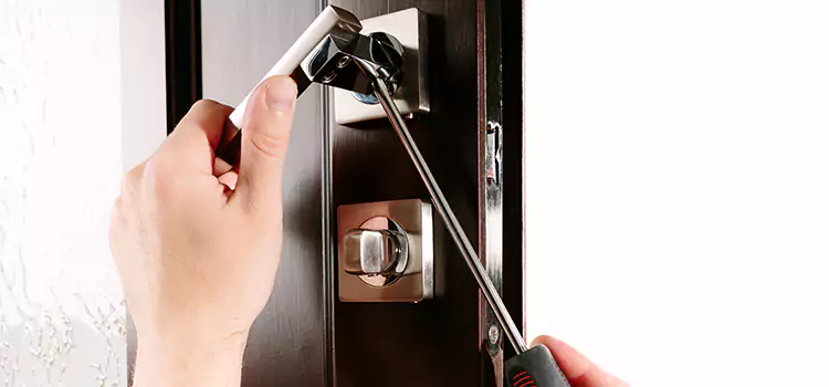 Door Lock Replacement Service San Fernando