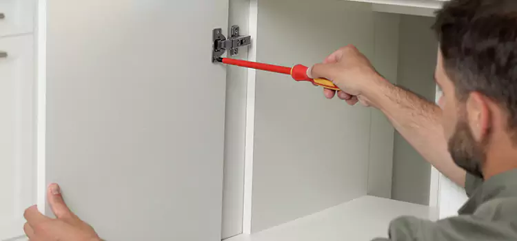 Screen Door Hinge Repair San Fernando