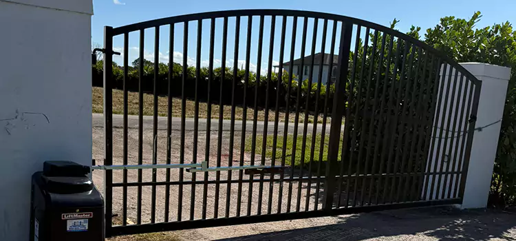 Driveway Fence Repair San Fernando